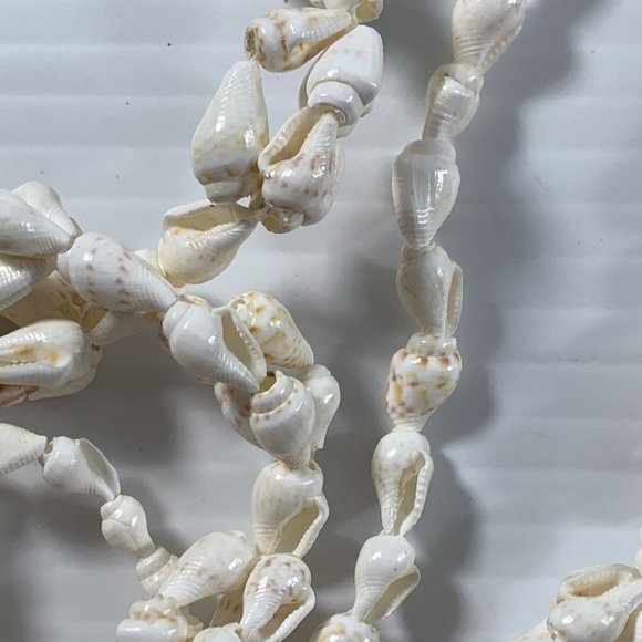 Mixed Lot of 8 Shell Necklaces Hawaiian Beach Wedding Boho Wearable Seashells - Picture 8 of 16